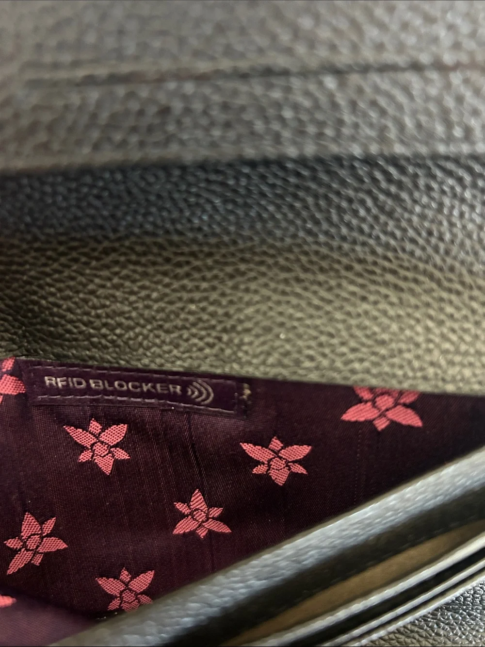 Anuschka Hand Painted Leather Trifold Wallet Jungle Queen Leopard - Excellent!